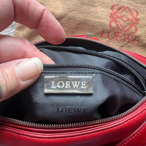 Loewe Vintage Nappa Lambskin Baquette Shoulder Bag - Picture 10 of 12